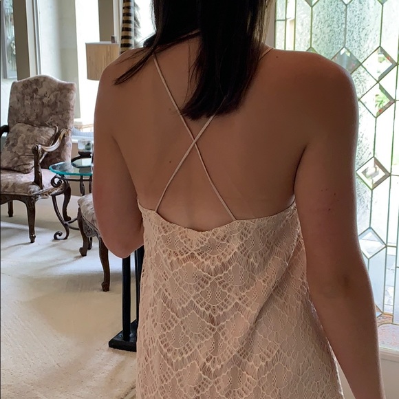 Lulu’s Nude Lace Dress - Picture 4 of 5